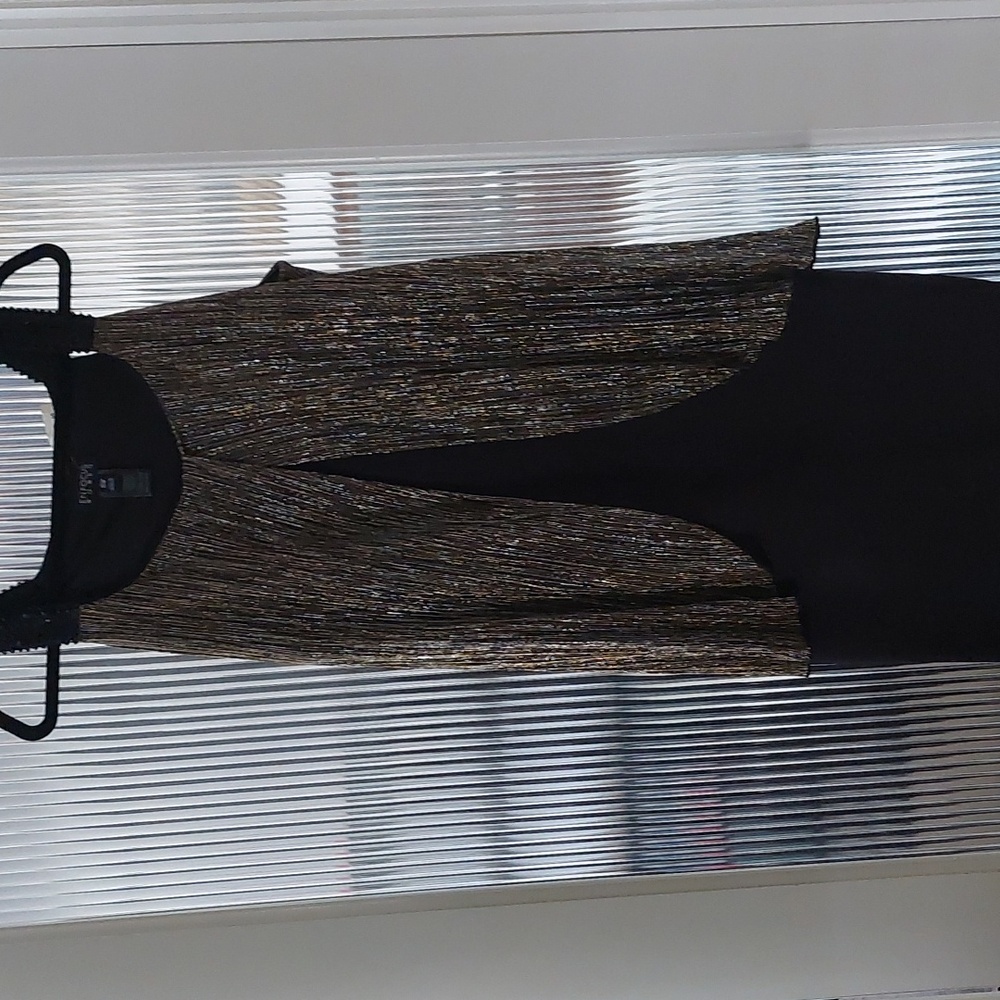 Dress size 16w black and golden
